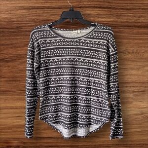 Girl's Mudd Aztec Print Shirt Size 14